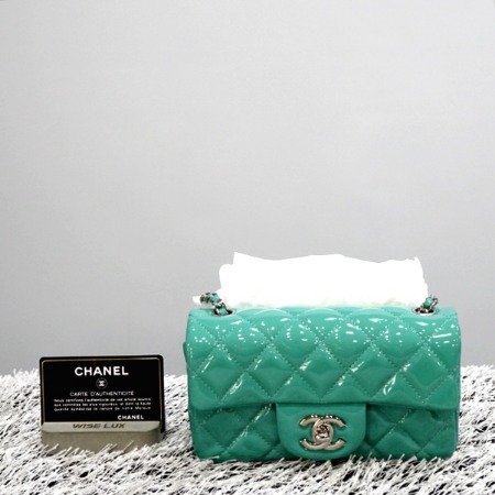 [미사용]Chanel(샤넬) A65050 클래식 플랩 엑스트라 미니 크로스백