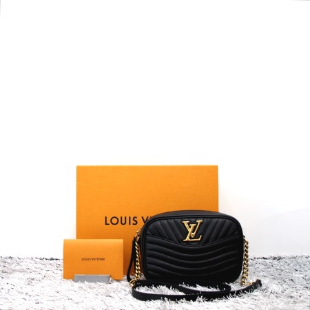 [신상]Louis Vuitton(루이비통) M53682 뉴 웨이브 카메라백 크로스백aa05910