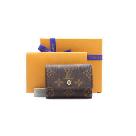Louis Vuitton MONOGRAM Micro wallet (M68704)