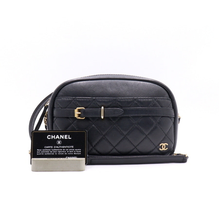 Chanel(샤넬) A57659 18시즌 램스킨 버클 벨트 스트랩 카메라 금장체인 숄더백 겸 크로스백aa23857